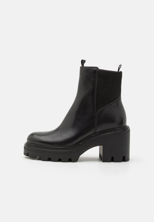 QUINN MID CHELSEA - Platform ankle boots