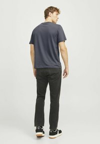 Jack & Jones GEDRUCKT szary