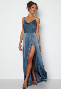Bubbleroom WATERFALL HIGH SLIT SATIN GOWN - Abiti per occasioni speciali - dark blue
