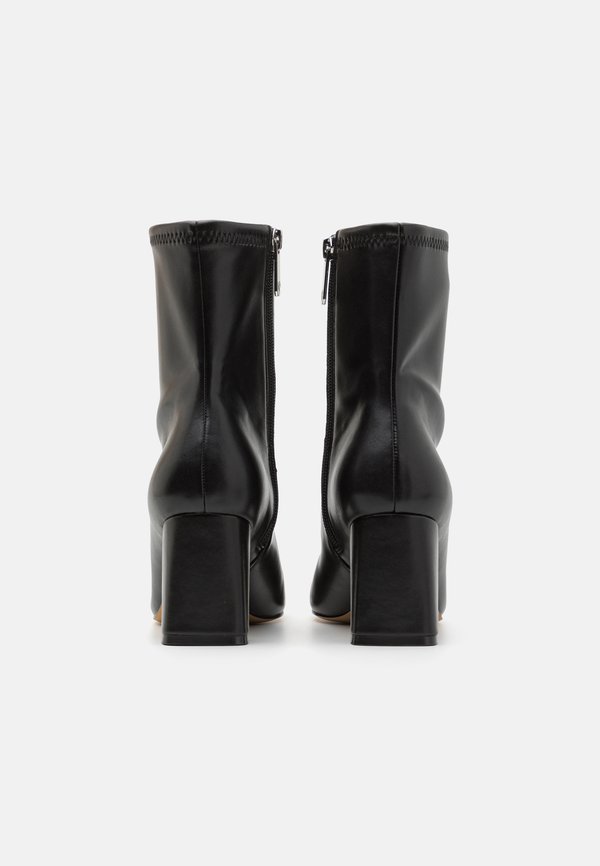 BUN - Classic ankle boots2