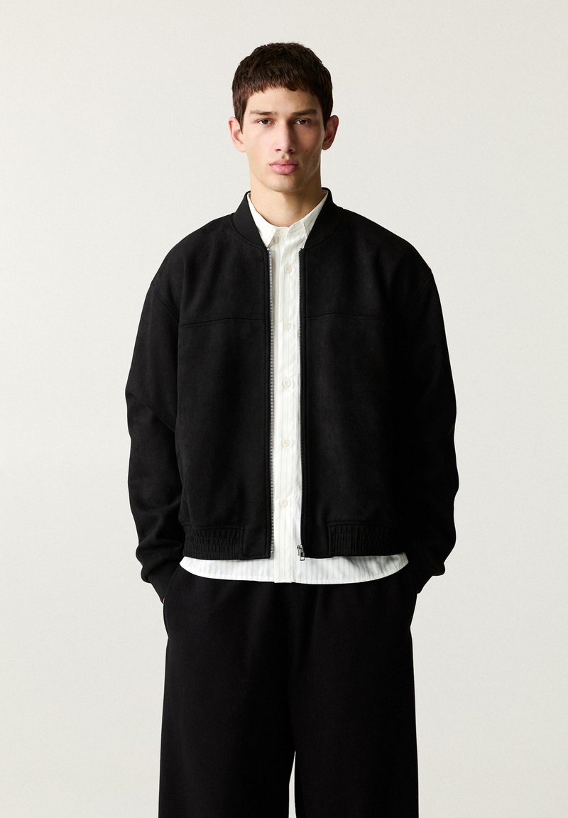 PULL&BEAR Pilotska jakna - black