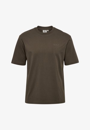 Donkergroen olijfgroen uniseks T-shirt met korte mouwen, ronde hals en subtiel reliëflogo op de linkerborst.