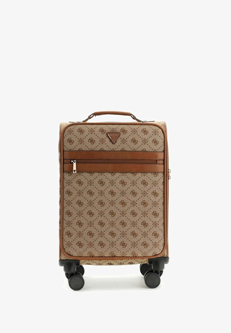 Valise rigide avec extérieur beige et marron à motifs, poche zippée marron, poigné supérieure et quatre roues pivotantes noires.