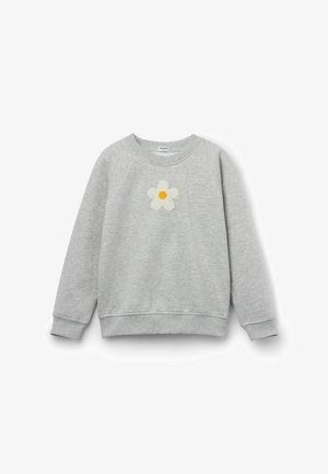Šedá mikina vyrobená z jemného materiálu, která má nízkoprofilovou bílou květinovou výšivku se žlutým středem a pružné manžety a spodní lem.