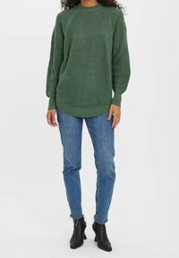 Vero Moda Strickpullover - mottled green
