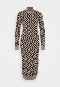 Robe beige à manches longues et col montant avec un motif géométrique de labyrinthe noir, poignets, ourlet et col en côtes.