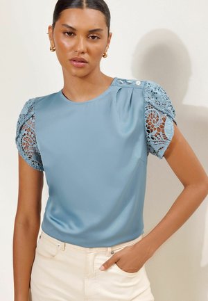Lipsy, REGULAR FIT - TULIP SLEEVE TOP  . - Bluse - blue