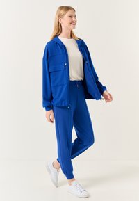 Jimmy Key HIGH WAIST JOGGER - Trainingsbroek - blue