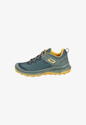 Trail-Laufschuhe in Dunkelgrün und Gelb. Strukturierter Oberstoff, Netz-Details, verstärkter Zehenbereich und Vibram-Gummisohle für guten Halt.