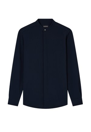 Camicia a maniche lunghe blu navy con colletto alla mandarino e bottoni frontali nascosti, progettata per un look moderno e minimalista.