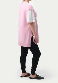 GOBI Cashmere V-NECK MATERNITY - Stickad tröja - light pink