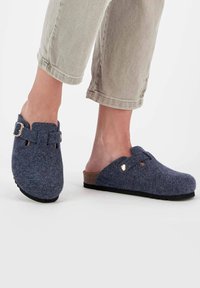 Scholl FAE niebieski