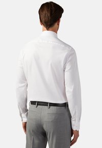 Boggi Milano SLIM FIT PINPOINT  - Formalna srajca - white