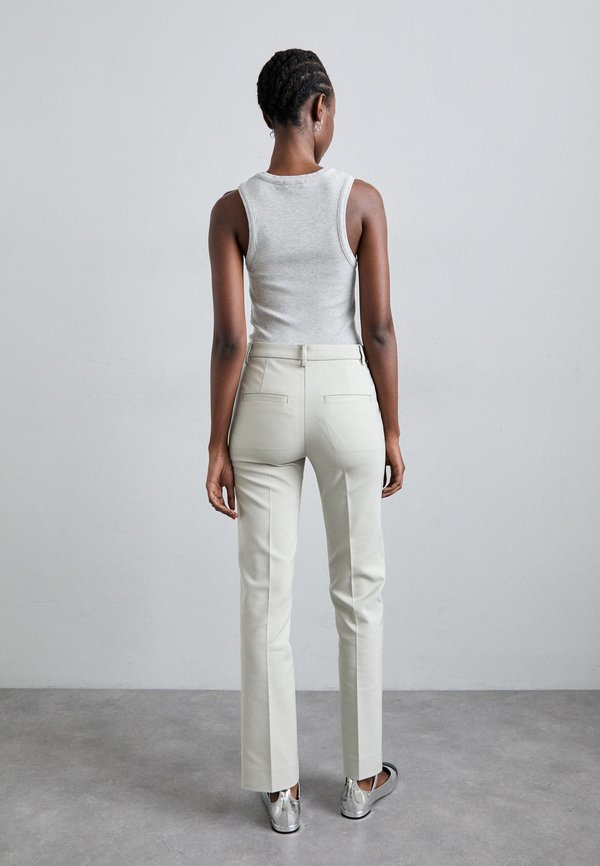 NOOWA - Trousers2