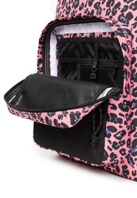 Eastpak PINNACLE - Zaino - beastimal pink