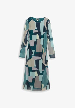 Ilgas rankovėmis midi ilgio suknelė su abstrakčiomis geometrinėmis spalvų dėmėmis turkio, mėlynos, pilkos ir smėlio atspalviais ant permatomo audinio.