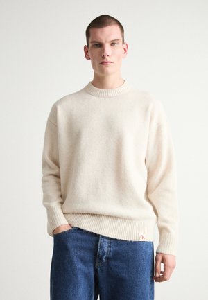 WARM TEXTURE SWEATER - Strikkegenser - moonbeam