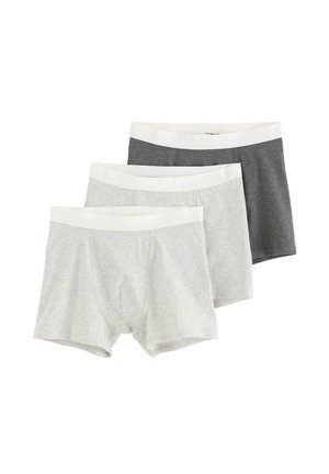 Set med tre boxer shorts i ljusgrått, medelgrått och mörkgrått. Var och en har en vit midjeband och en mjuk, slät textur.