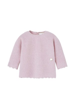 Suéter de punto de color rosa claro con mangas largas, dobladillo con forma de concha, panel inferior texturizado y un botón decorativo en la parte frontal.