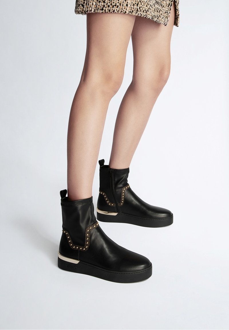 LIU JO Höga sneakers - black