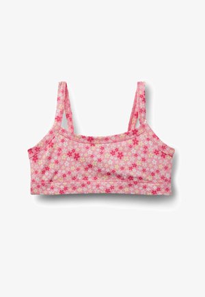 Růžový krátký top pro dívky s tenkými ramínky, pokrytý vzorem malých červených, žlutých a bílých květin na jednobarevném pozadí.