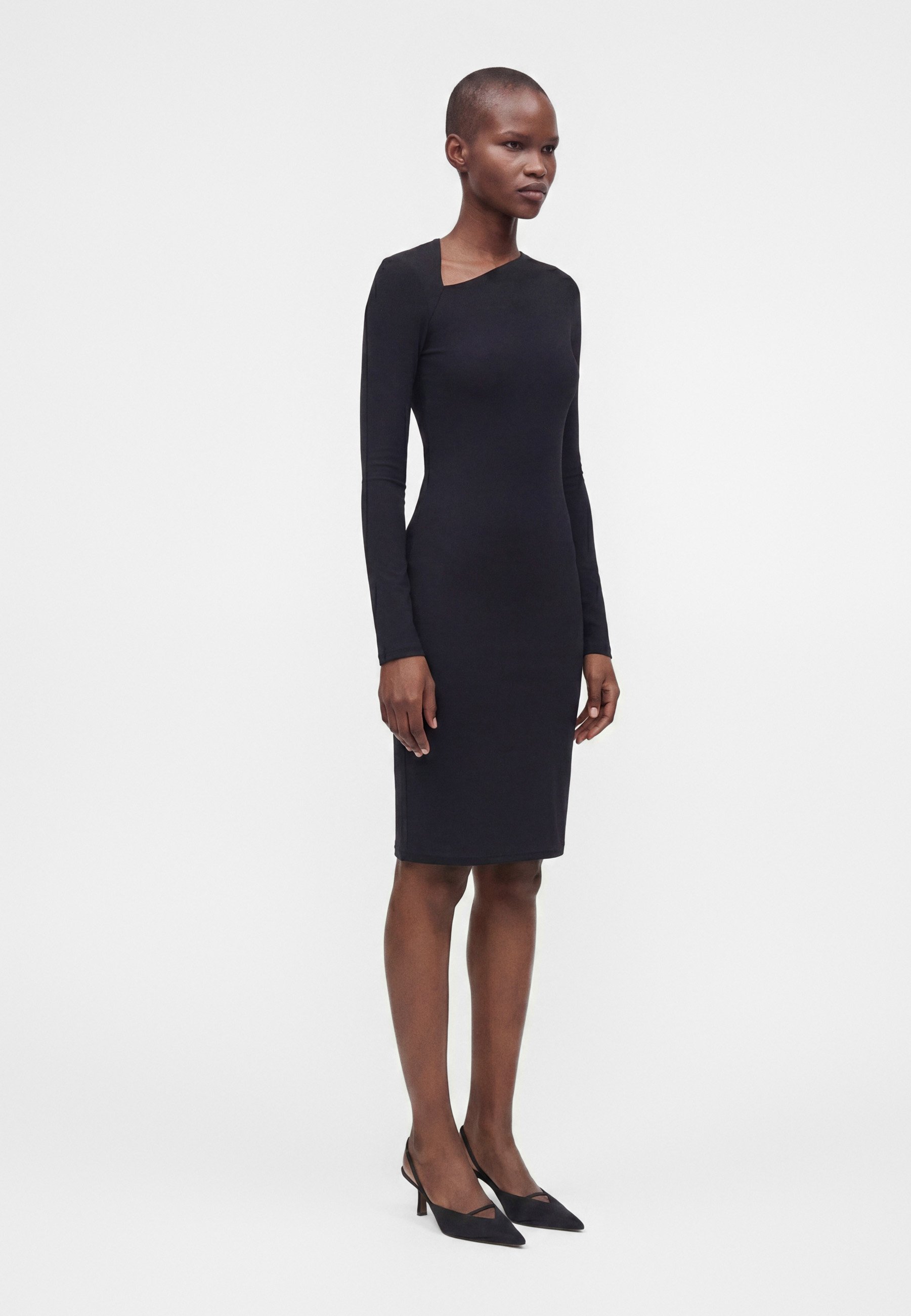 ワンピース MM6 Open-shoulder Black Sweatshirt Dress MM6 Maison Margiela Jersey dress - black - Zalando.ie