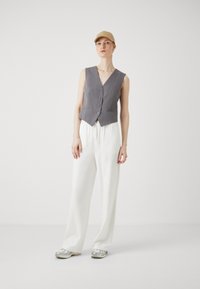 Even&Odd Tall LINEN BLEND - Püksid - off-white