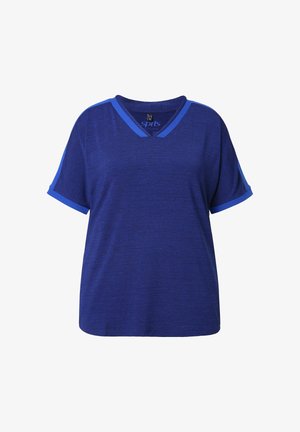 Locker sitzendes blaues Sportshirt mit kurzen Ärmeln und hellblauen Akzenten am V-Ausschnitt, an den Ärmeln und den Schulterstreifen.