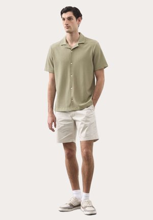 Marks & Spencer, REGULAR FIT, oliwkowy