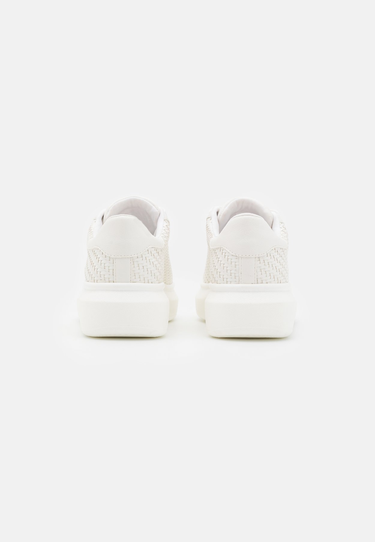 Sneaker low