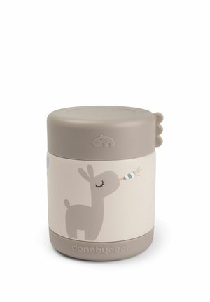 Lille beige og hvid madbeholder med en tegneserie-llama, der blæser i et festhorn på siden, og et rundt låg med en legesyg knap.