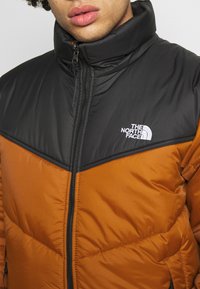The North Face Zimní bunda - brown