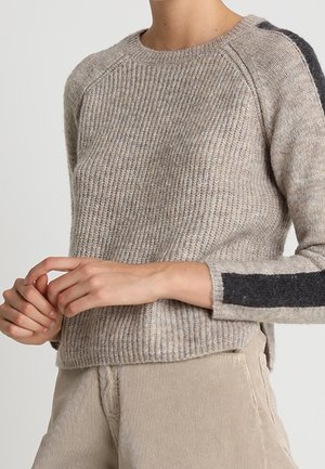 Sweter