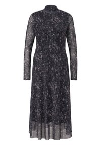 Langärmliges schwarzes Kleid mit einem strukturierten Muster in hellgrau und weiß, das einen hohen Kragen und eine fließende Silhouette aufweist.