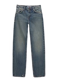 Jean en denim bleu clair à coupe droite, finition délavée, détails usés, cinq poches et une fermeture à bouton à la taille.