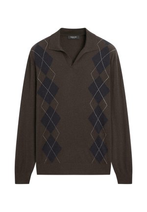 Brun strikket pullover med V-hals, der har et diamantmønster i mørkeblå og lys brun, fremhævet med hvide syninger. Lange ærmer.