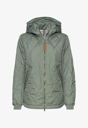 Gestepptes Puffermantel in Salbeigrün, mit Kapuze, vorderem Reißverschluss, seitlichen Taschen, elastischen Bündchen und einem braunen Lederakzent am Reißverschluss.