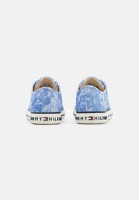 Tommy Hilfiger Sneakers - light blue