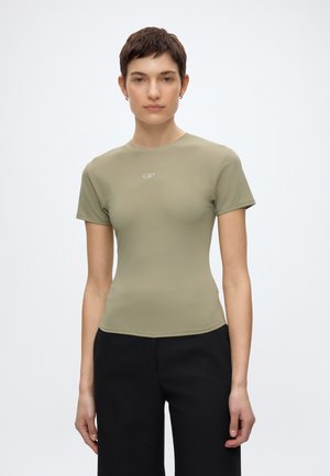 ARKK Copenhagen CORE BABY TEE  - Βασικό μπλουζάκι - khaki