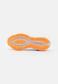 ASICS NOVABLAST 4  - Väglöparskor - nature bathing/pearl pink