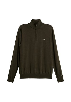 Ciemnooliwkowy sweter dzianinowy z kołnierzem na ćwierć zamka, ściągaczami na rękawach i dole, z małym białym logo na piersi.