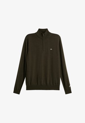 Ciemnooliwkowy sweter dzianinowy z kołnierzem na ćwierć zamka, ściągaczami na rękawach i dole, z małym białym logo na piersi.