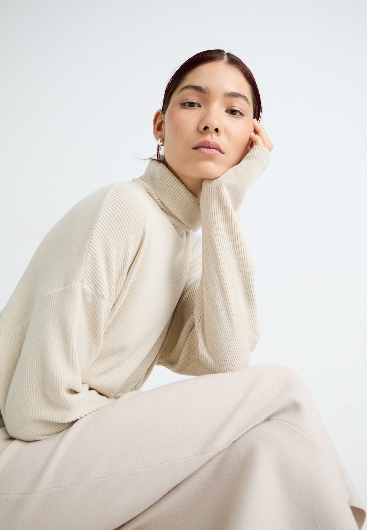 ONLSILLIE HIGH NECK BOX