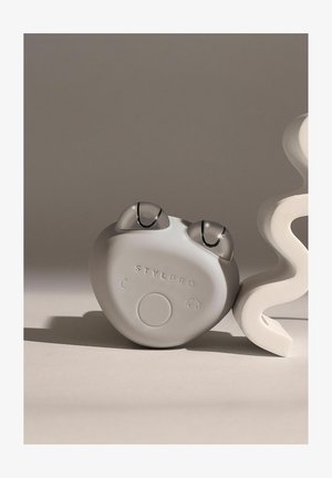 Stylpro, STYLPRO™ DUAL MICROCURRENT FACE & BODY DEVICE - Hudplejeredskab - taupe