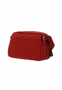 Borsa a spalla rossa in tessuto con superficie texture, chiusura con zip, tracolla regolabile e tasca frontale. Forma rettangolare compatta.