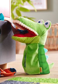 HABA ALLESFRESSER KROKO - Cuddly toy - multi