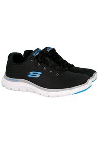 Zapatillas impermeables negras con una parte superior de malla transpirable, con detalles en azul y una suela blanca. Diseño con cordones que ofrece soporte estructurado.