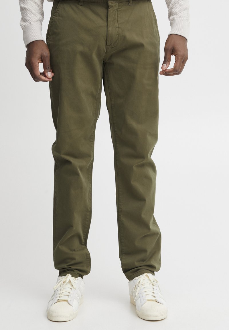 Casual Friday - CFVIGGO - CHINO - Chino - burnt olive, Vergroten