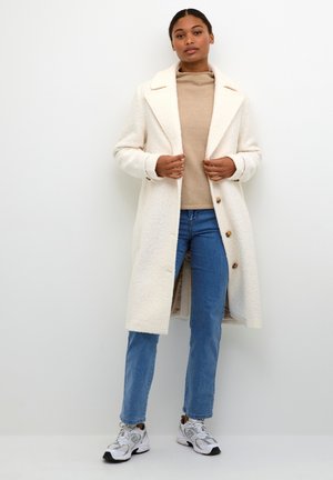 KAANNE - Classic coat - chalk