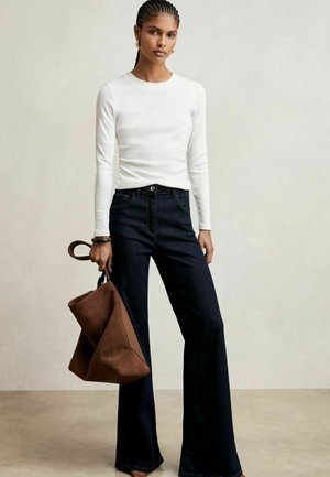 TESSA LONG-SLEEVE RUCHED  - Tops ar garām piedurknēm - white
